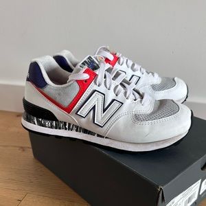 New Balance 574 - Size 7 - White/Ghost pepper